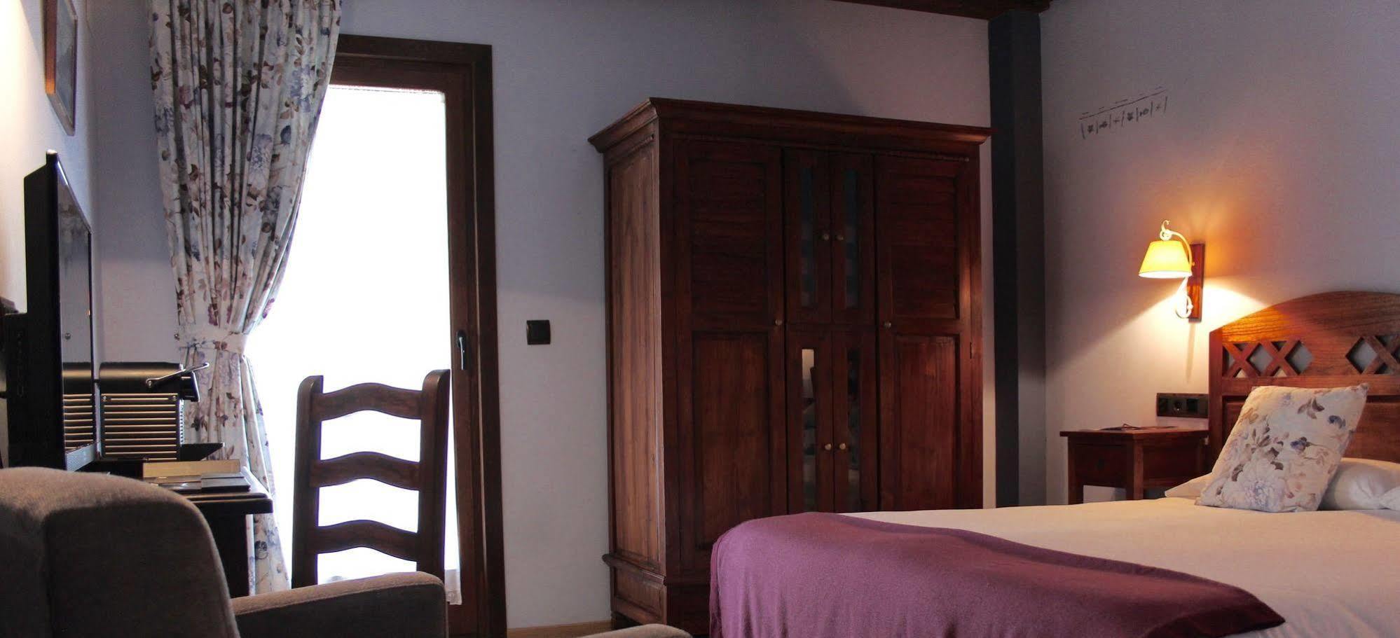 Hotel Casa Arcas Villanova Zewnętrze zdjęcie