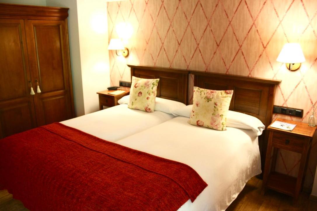 Hotel Casa Arcas Villanova Zewnętrze zdjęcie